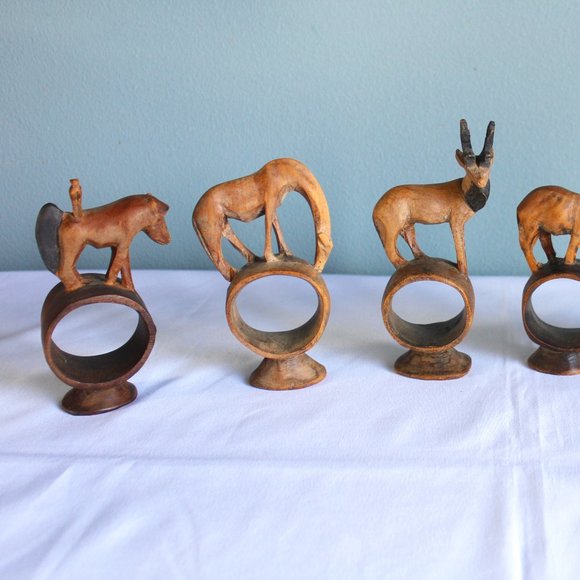 VTG 5 Hand Carved Wood Napkin Rings African Safari Animals 5" To 6"Tall - Picture 1 of 16